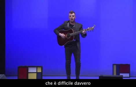 Il dramma di un grande musicista alle prese col canto. La nuova cinica rappresaglia…