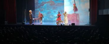 Prima bellissima replica SOLD OUT de LA BIBBIA RIVEDUTA E SCORRETTA al Teatro Celebrazioni…