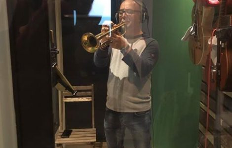 C’è anche un’orchestra di fiati ne #labibbiarivedutaescorretta #9oreinstudio #siamocotti #machesound