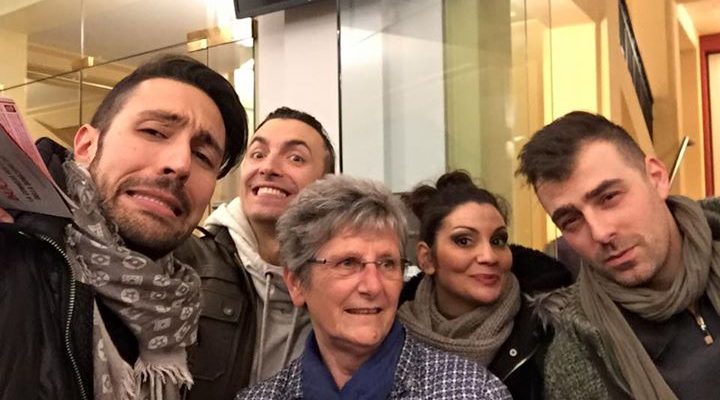 La star della serata. La nuova Oblivion. La signora del sacchetto. Cecilia