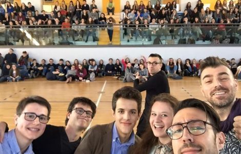 Fine lavori al liceo di Udine. Grande mattinata di idiozie manzoniane!